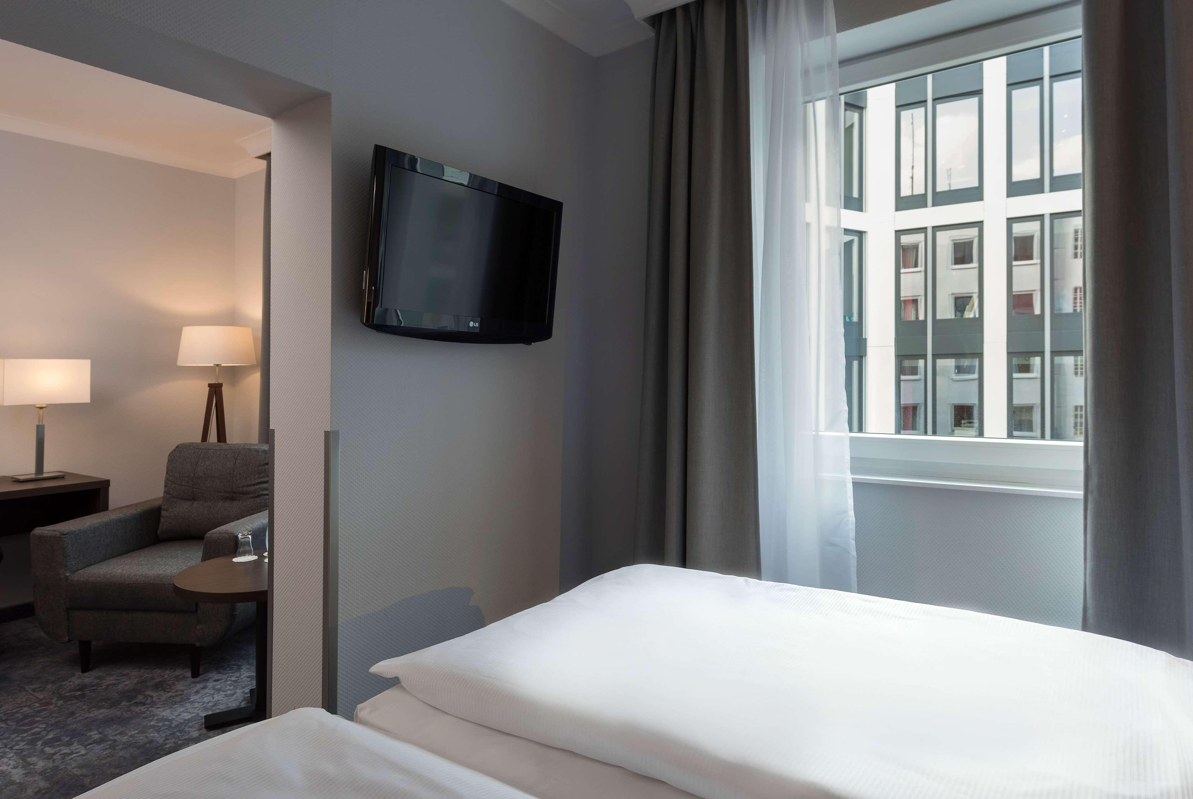 Hotel Wyndham Koeln Habitación foto