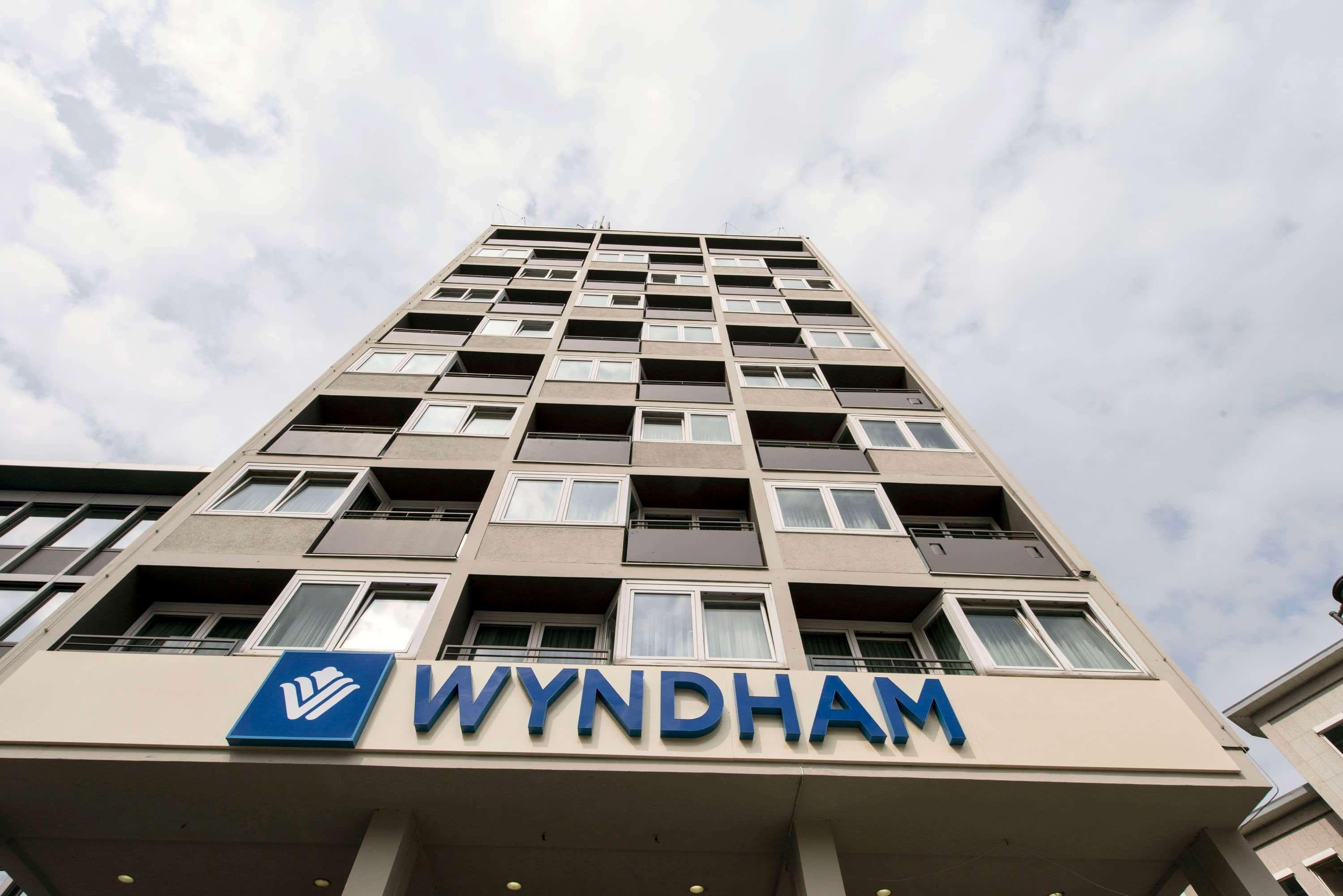 Hotel Wyndham Koeln Exterior foto
