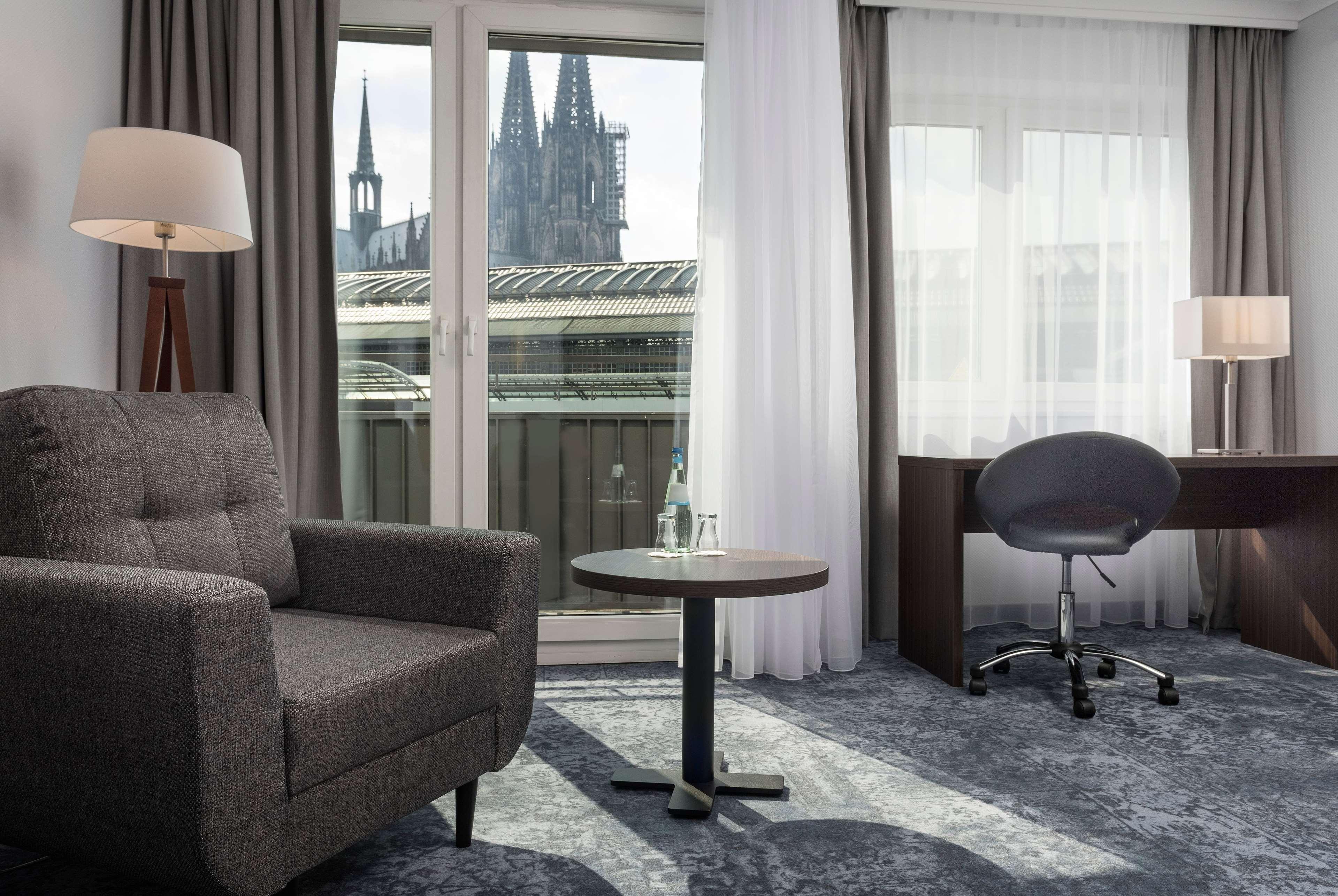 Hotel Wyndham Koeln Exterior foto