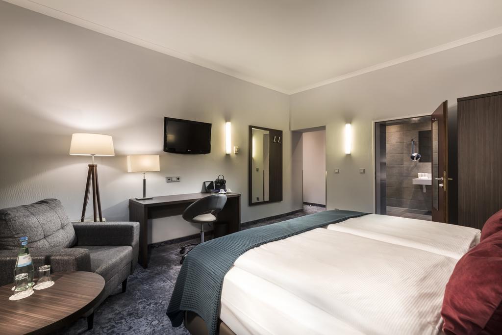 Hotel Wyndham Koeln Habitación foto